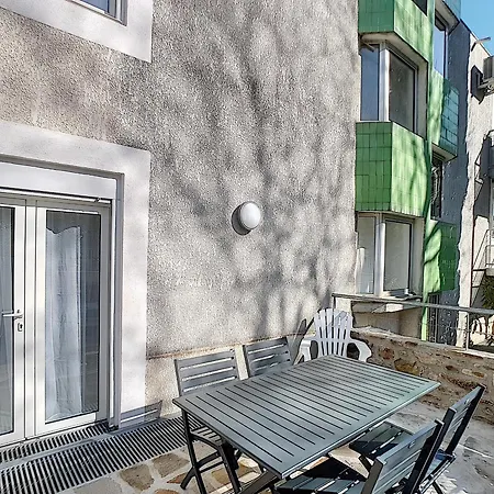 F2 Avec Terrasse, Proche Thermes, Animaux Acceptes, Wifi, Parking - Fr-1-451-25 Daire