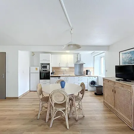 F2 Avec Terrasse, Proche Thermes, Animaux Acceptes, Wifi, Parking - Fr-1-451-25 *