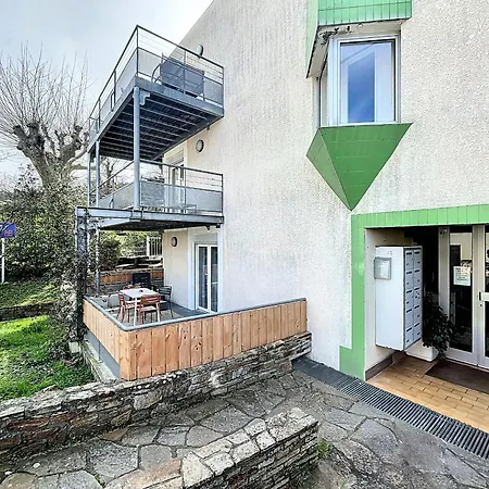 F2 Avec Terrasse, Proche Thermes, Animaux Acceptes, Wifi, Parking - Fr-1-451-25